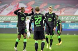 开云体育官方网站-沃尔夫斯堡势不可挡，击败对手晋级的简单介绍