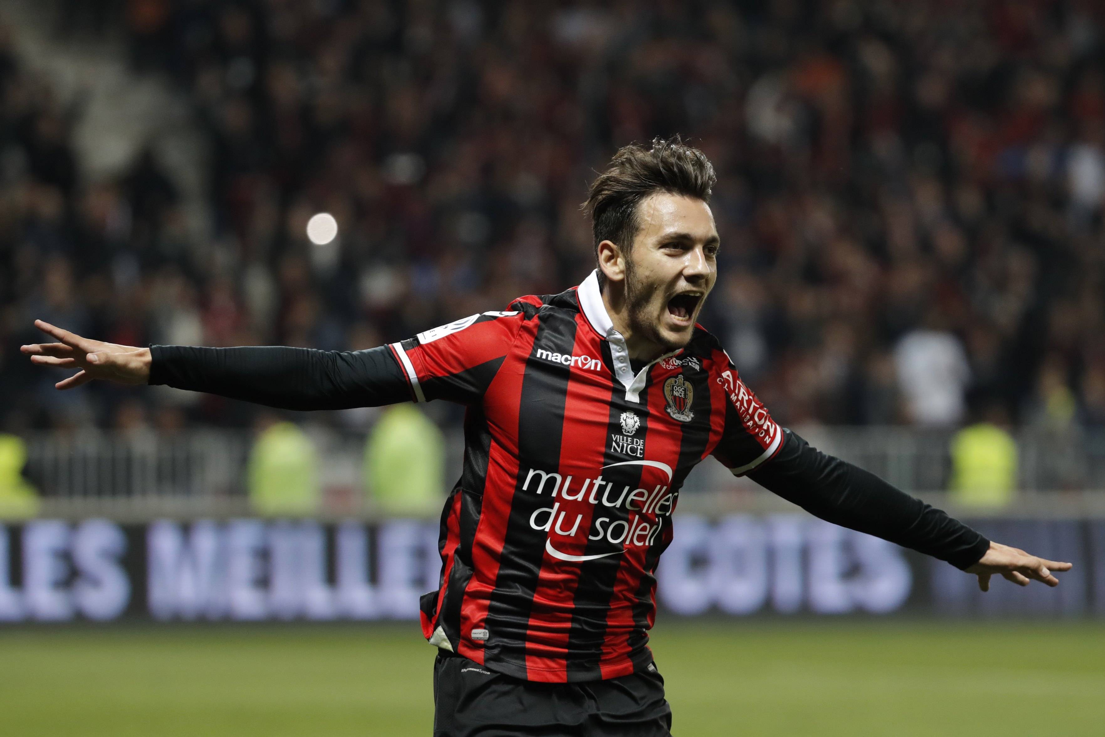 关于尼斯正势如破竹,球队士气高昂的信息 关于尼斯正势如破竹,球队士气高昂的信息