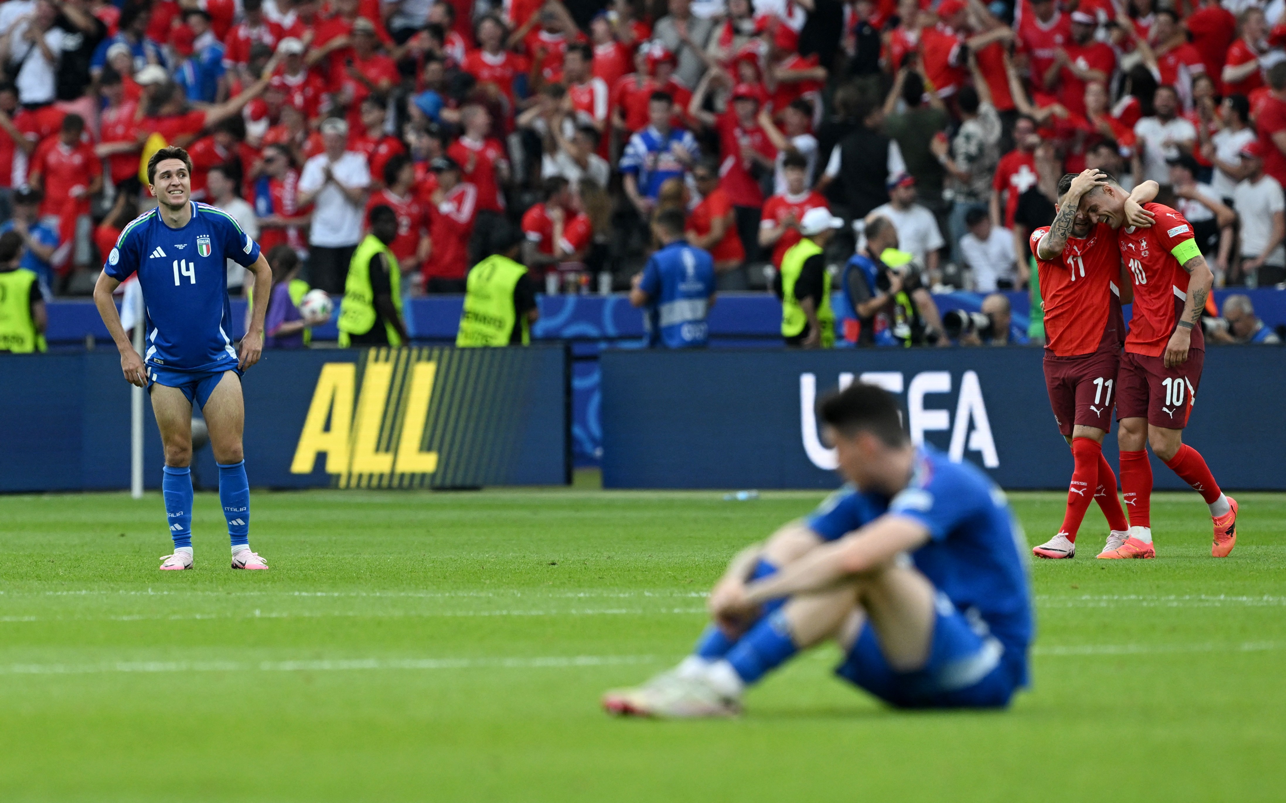 斯洛伐克力克波兰！晋级欧预赛半决赛！的简单介绍