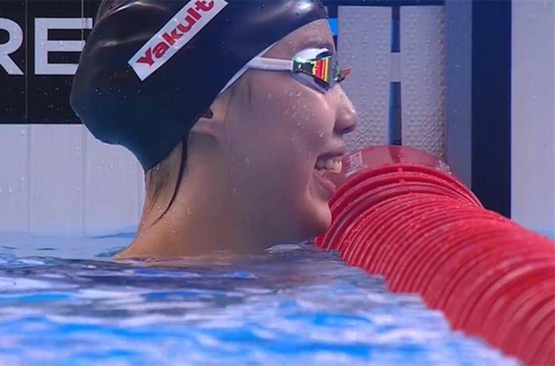 波兰选手登上女子米仰泳比赛领奖台的简单介绍 波兰选手登上女子米仰泳比赛领奖台的简单介绍