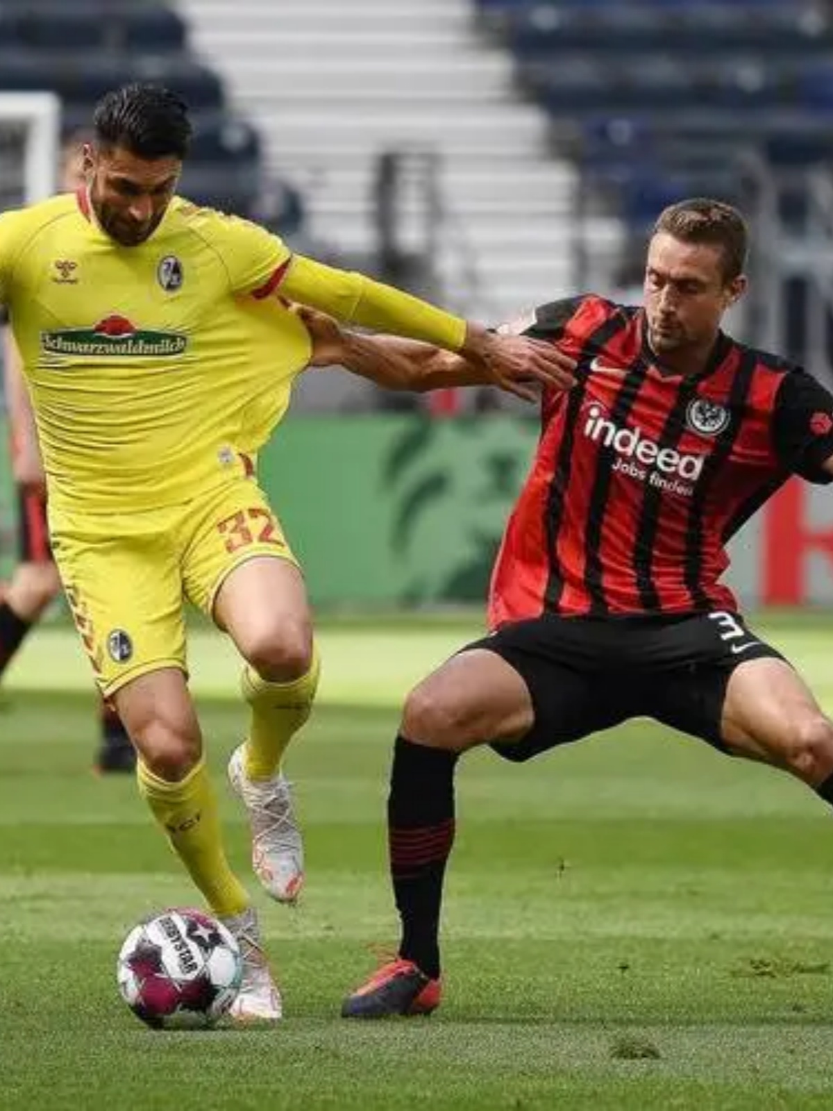 沙拉维梅开二度,帮助博洛尼亚击败那不勒斯的简单介绍 沙拉维梅开二度,帮助博洛尼亚击败那不勒斯的简单介绍