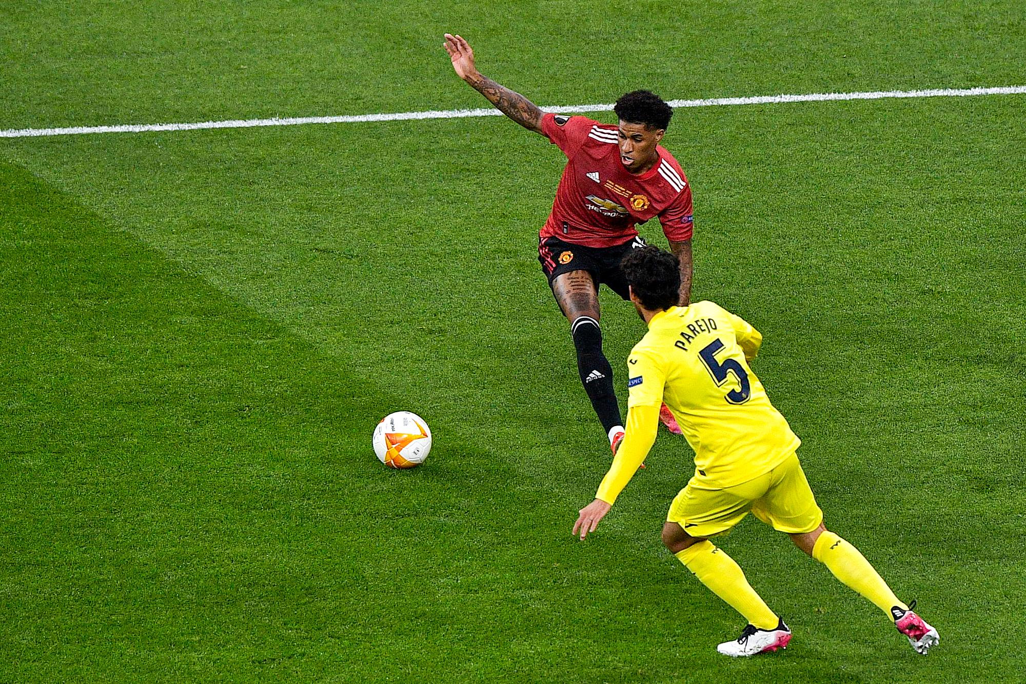 比利亚雷亚尔主场大胜,欧联资格赛身段的简单介绍 比利亚雷亚尔主场大胜,欧联资格赛身段的简单介绍