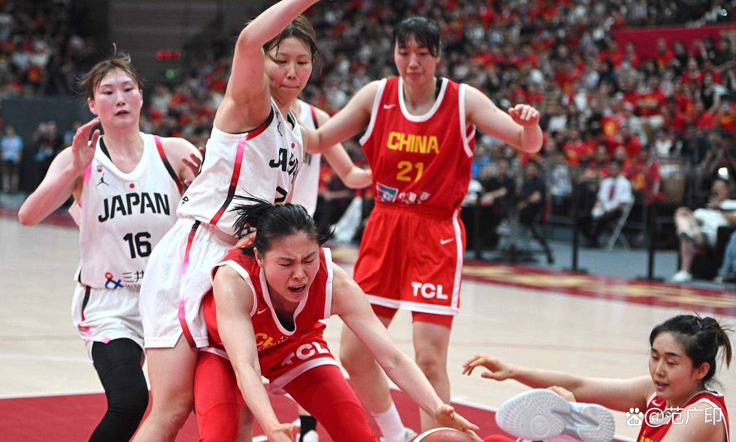 江苏女篮四节惊险逆转，击败山西队