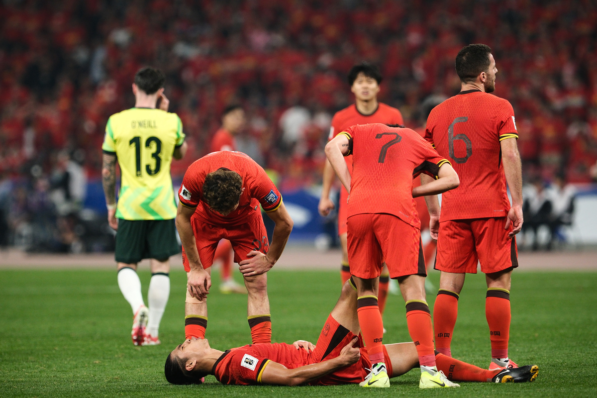 国家队在足球比赛中再次稳操胜券 国家队在足球比赛中再次稳操胜券