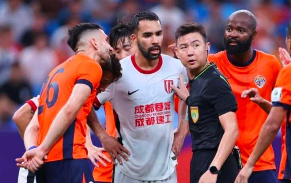 比赛前状况不佳,球队备战威胁重重 比赛前状况不佳,球队备战威胁重重