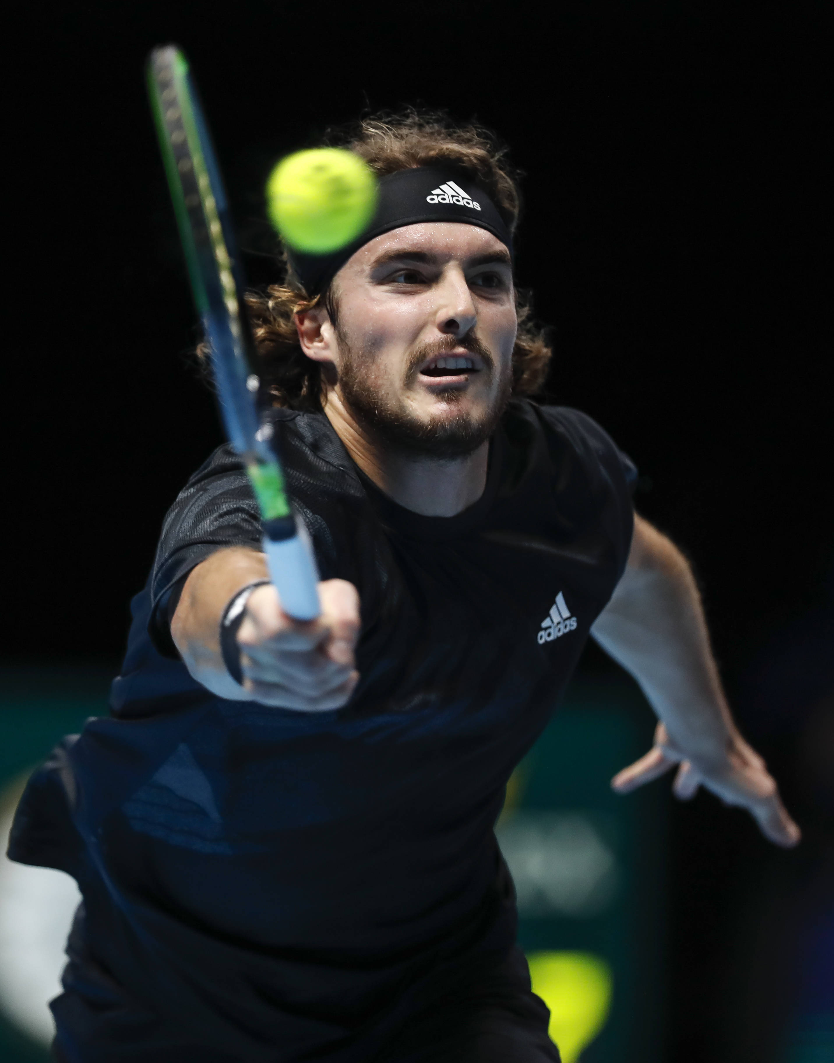 关于英国网球队逆转西班牙网球队，西西帕斯绝境逆转的信息