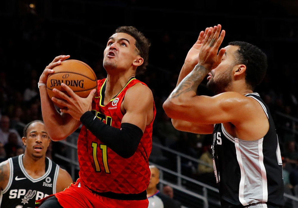 关于湖人逆转加拿大男篮，萨姆·米切尔一己之力扛起全队的信息