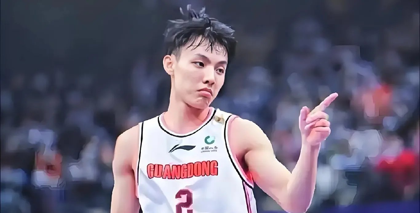 关于上海队横扫广东队,塔图姆扛起全队的信息 关于上海队横扫广东队,塔图姆扛起全队的信息