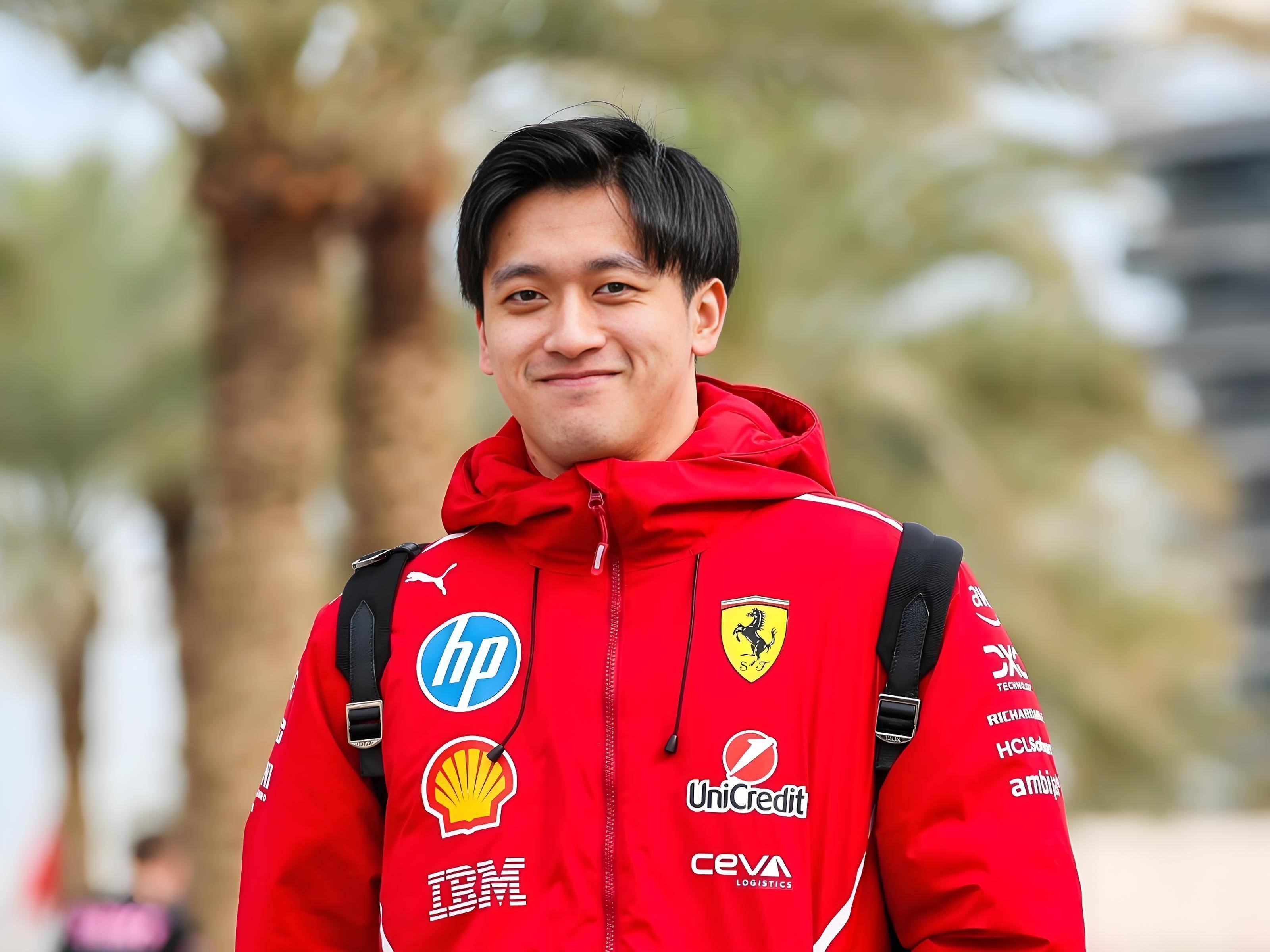 包含阿斯顿马丁逆转索伯车队，周冠宇刷新纪录的词条