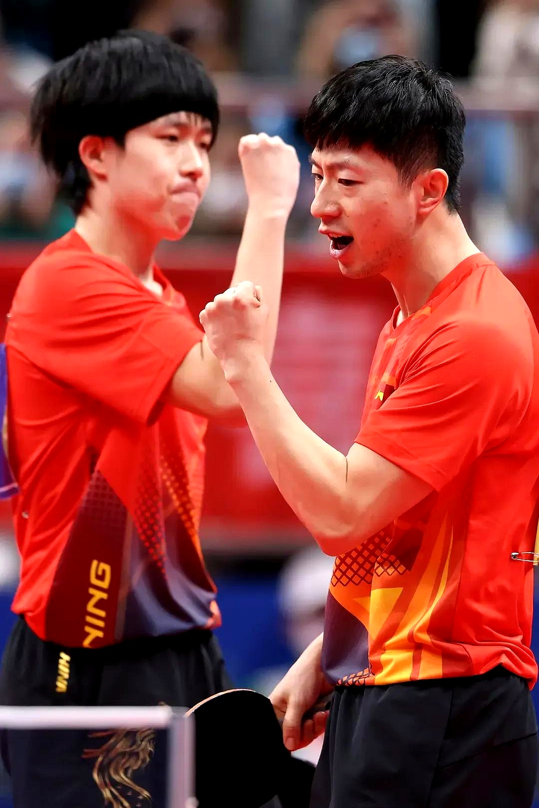 中国队鏖战波兰队，马龙扛起全队